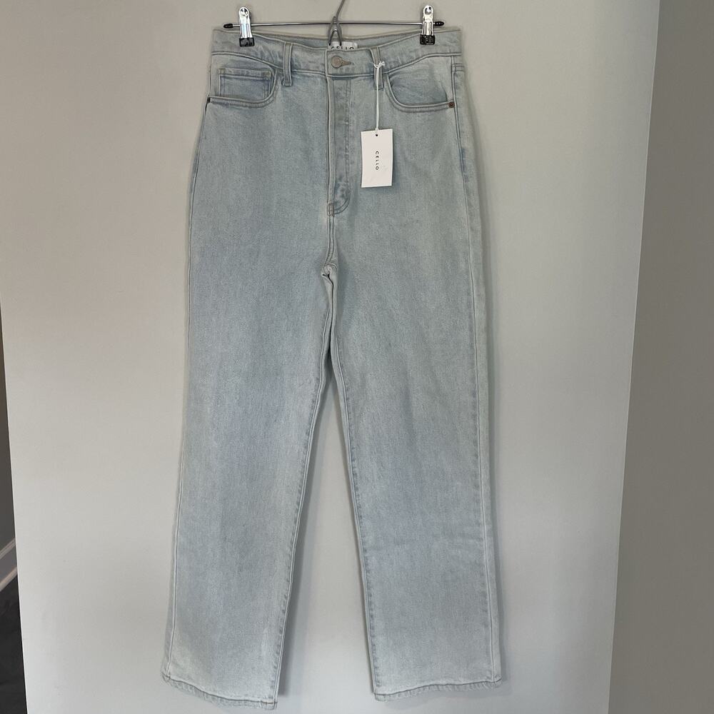 Cello Women's Super High Rise Dad Jeans 32x33 Light Wash Wide Leg Button Fly NEW
